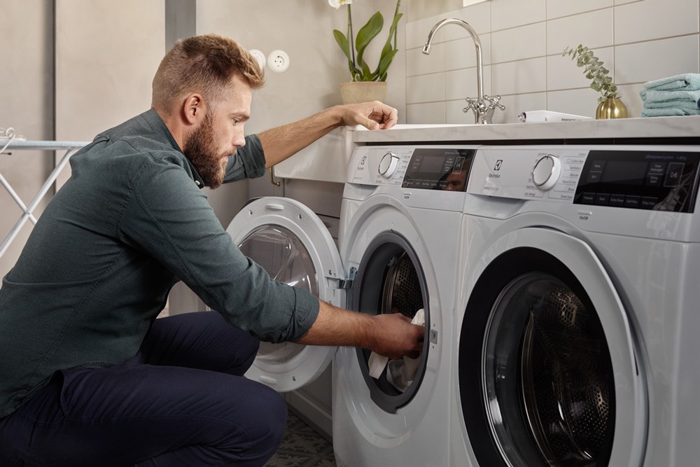 Experience the ease of washing sheets with Electrolux